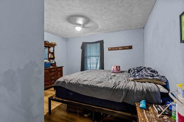 1003 East Parkview Street, Ozark, MO 65721