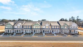 3261 Lake Carlton Road 24, Loganville, GA 30052