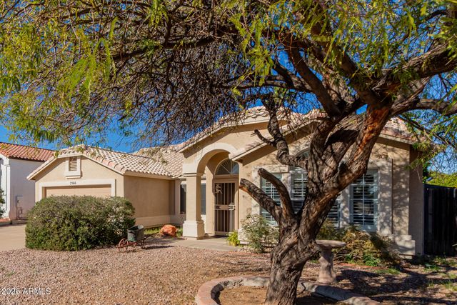 2566 E LYNWOOD Street, Mesa, AZ 85213