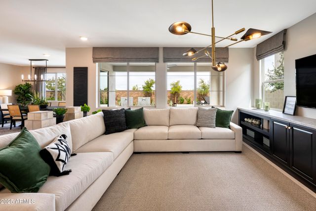 1526 E COCONINO Way, Gilbert, AZ 85298