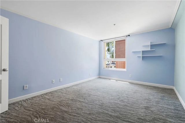5143 Bakman Avenue 320, North Hollywood, CA 91601