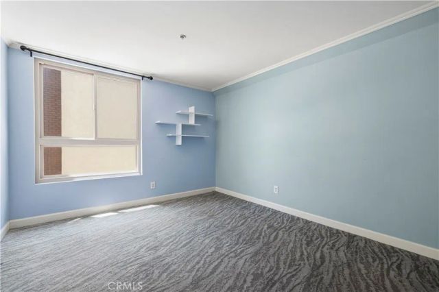 5143 Bakman Avenue 320, North Hollywood, CA 91601