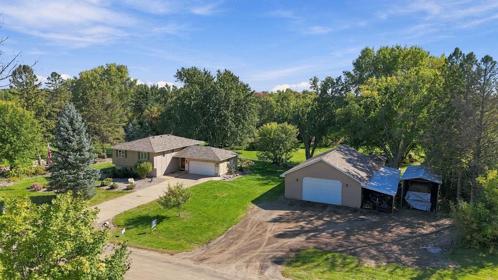 20290 Enfield Court N, Forest Lake, MN 55025 — exterior