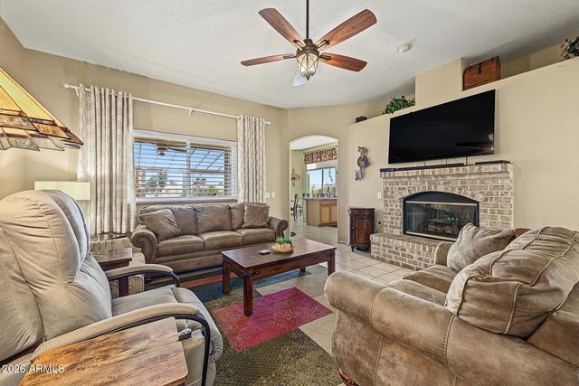 11661 W YUCCA Court, Surprise, AZ 85378