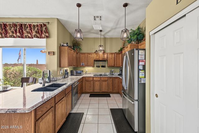 11661 W YUCCA Court, Surprise, AZ 85378