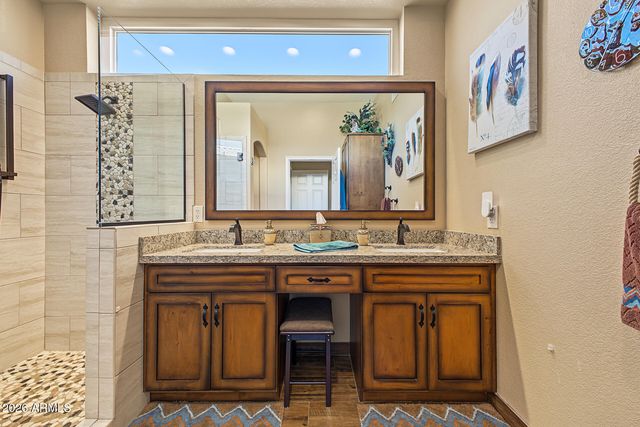 11661 W YUCCA Court, Surprise, AZ 85378
