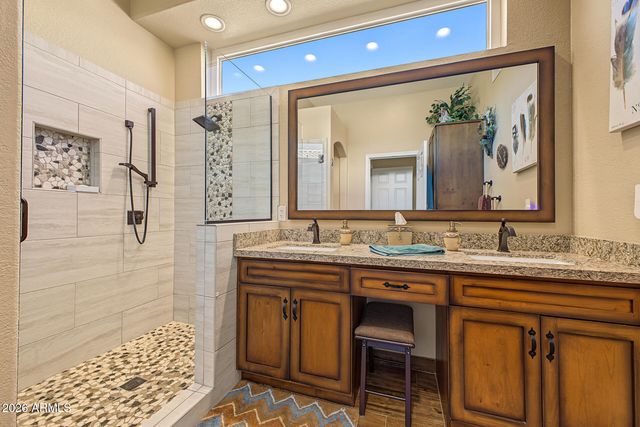 11661 W YUCCA Court, Surprise, AZ 85378