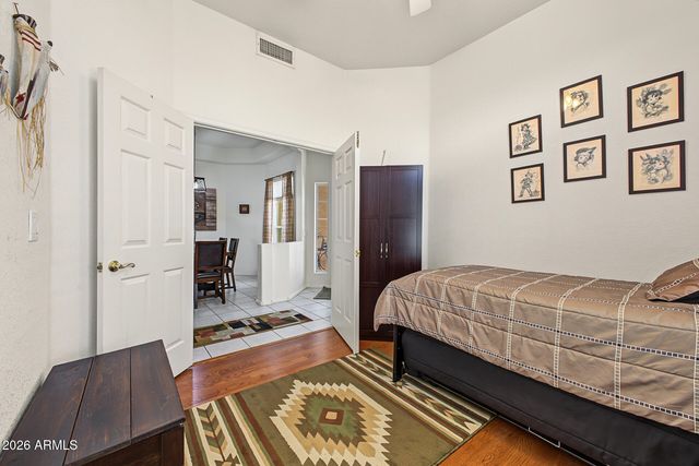 11661 W YUCCA Court, Surprise, AZ 85378