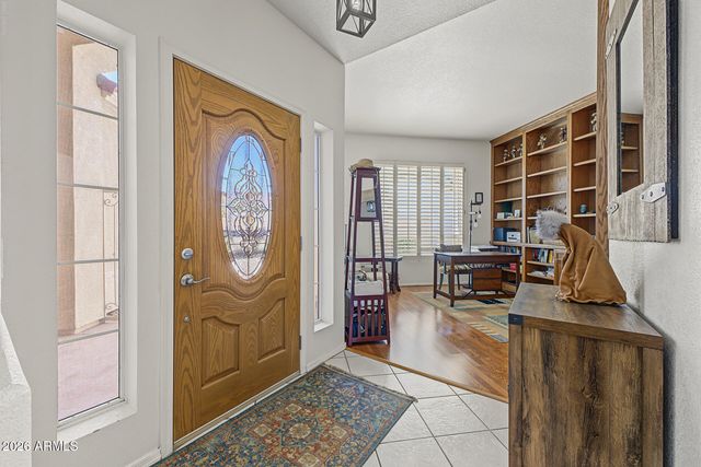 11661 W YUCCA Court, Surprise, AZ 85378