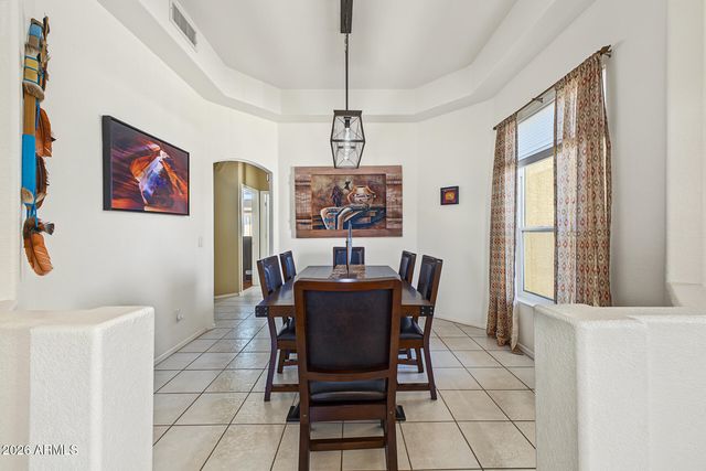 11661 W YUCCA Court, Surprise, AZ 85378