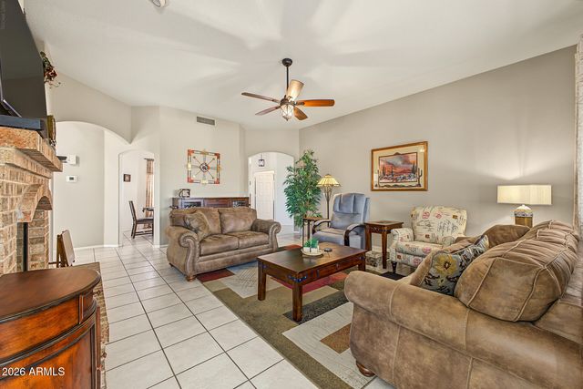 11661 W YUCCA Court, Surprise, AZ 85378