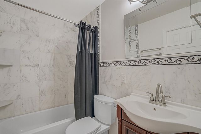 3680 ARELIA Drive S, Delray Beach, FL 33445