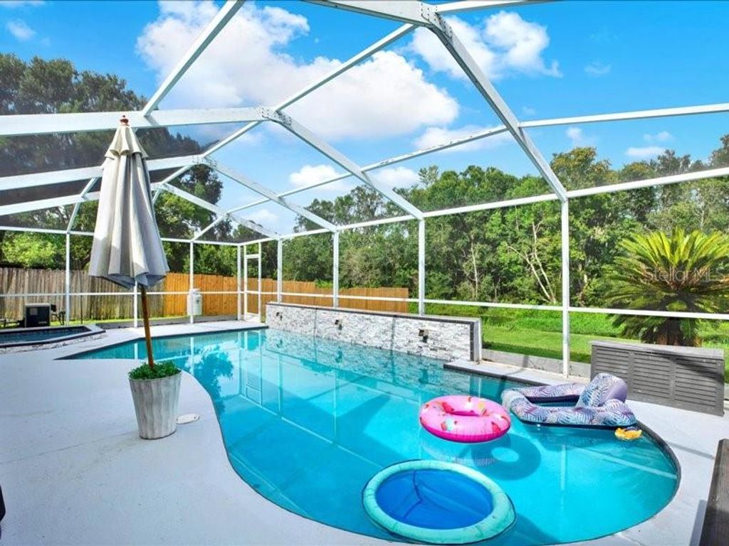 631 STILLVIEW CIRCLE, Brandon, FL 33510