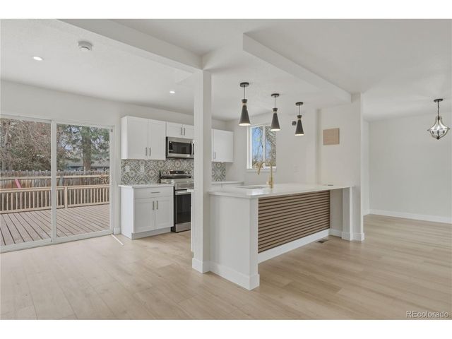 1351 S Peoria Ct, Aurora, CO 80012