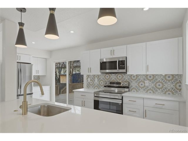 1351 S Peoria Ct, Aurora, CO 80012