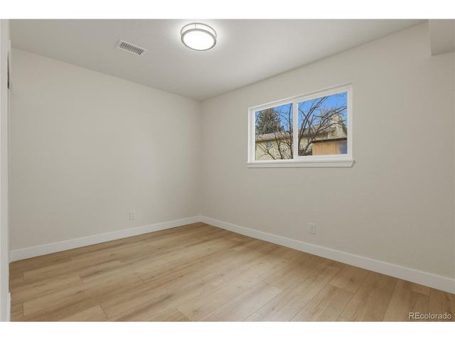 1351 S Peoria Ct, Aurora, CO 80012