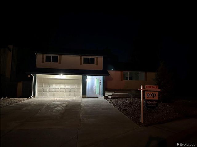 1351 S Peoria Ct, Aurora, CO 80012