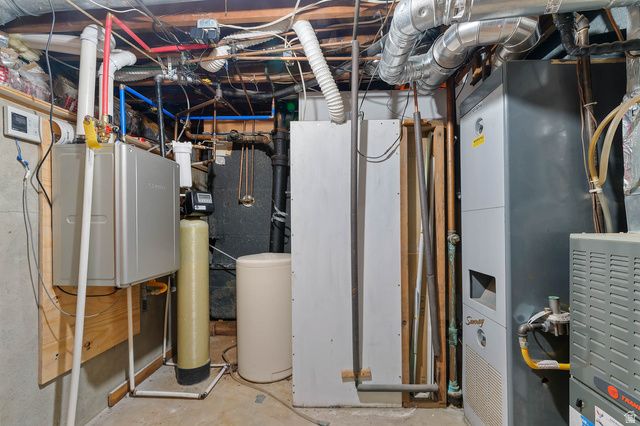 2842 E 7375 S, Cottonwood Heights, UT 84121