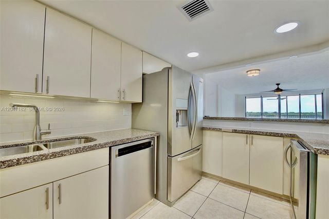 20850 San Simeon Way 5065, Miami, FL 33179