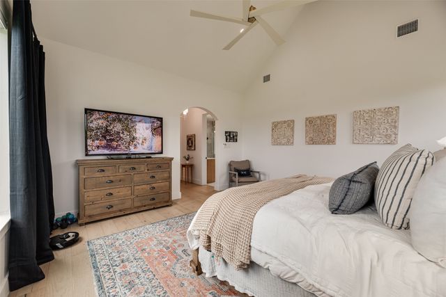 1305 Wolf Ridge Run, Gunter, TX 75058