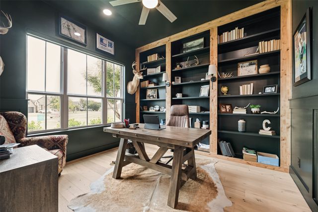 1305 Wolf Ridge Run, Gunter, TX 75058
