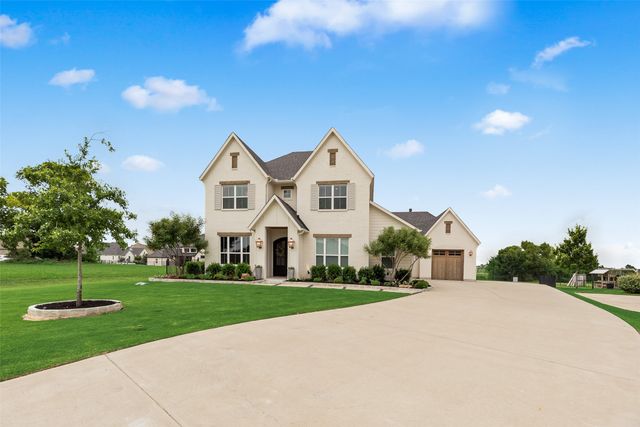1305 Wolf Ridge Run, Gunter, TX 75058