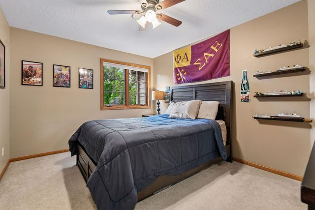 8796 Horizon Ridge, Victoria, MN 55386