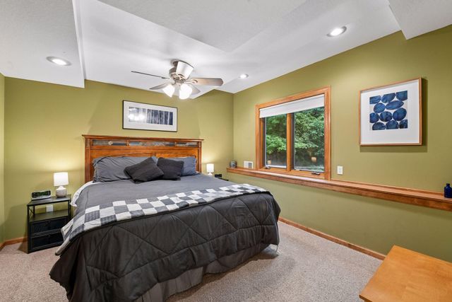 8796 Horizon Ridge, Victoria, MN 55386