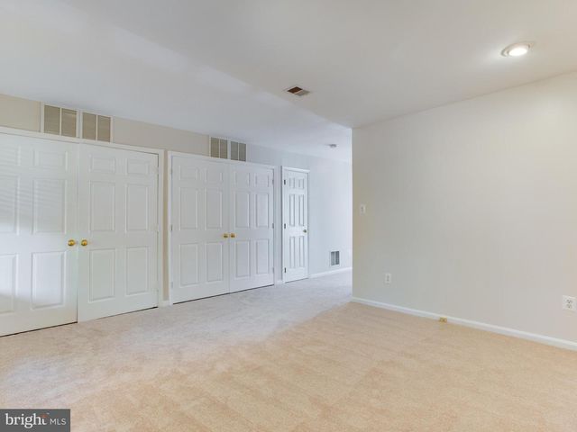 6704 DOROTHY GILES CT, Alexandria, VA 22315