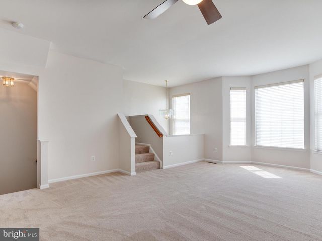 6704 DOROTHY GILES CT, Alexandria, VA 22315