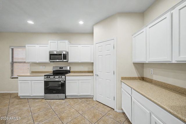 5818 W PEDRO Lane, Laveen, AZ 85339