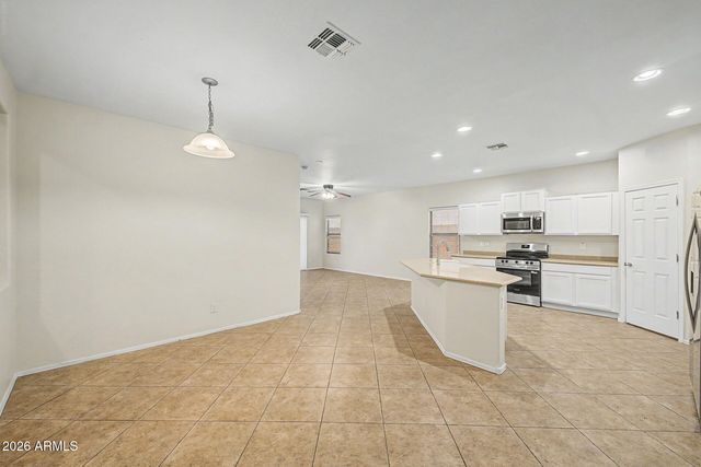 5818 W PEDRO Lane, Laveen, AZ 85339