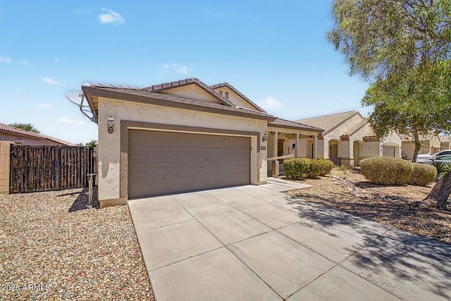 5818 W PEDRO Lane, Laveen, AZ 85339