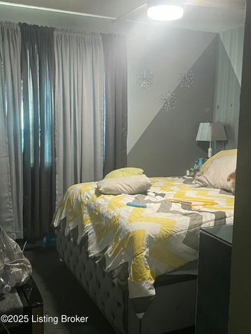 632 S 15th St, Louisville, KY 40203