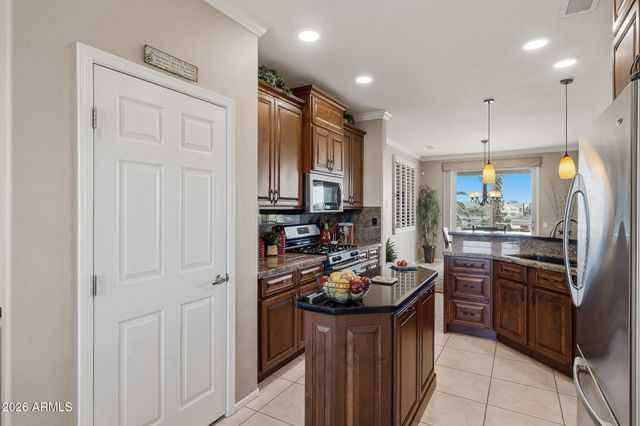 20125 N TEALSTONE Drive, Surprise, AZ 85374