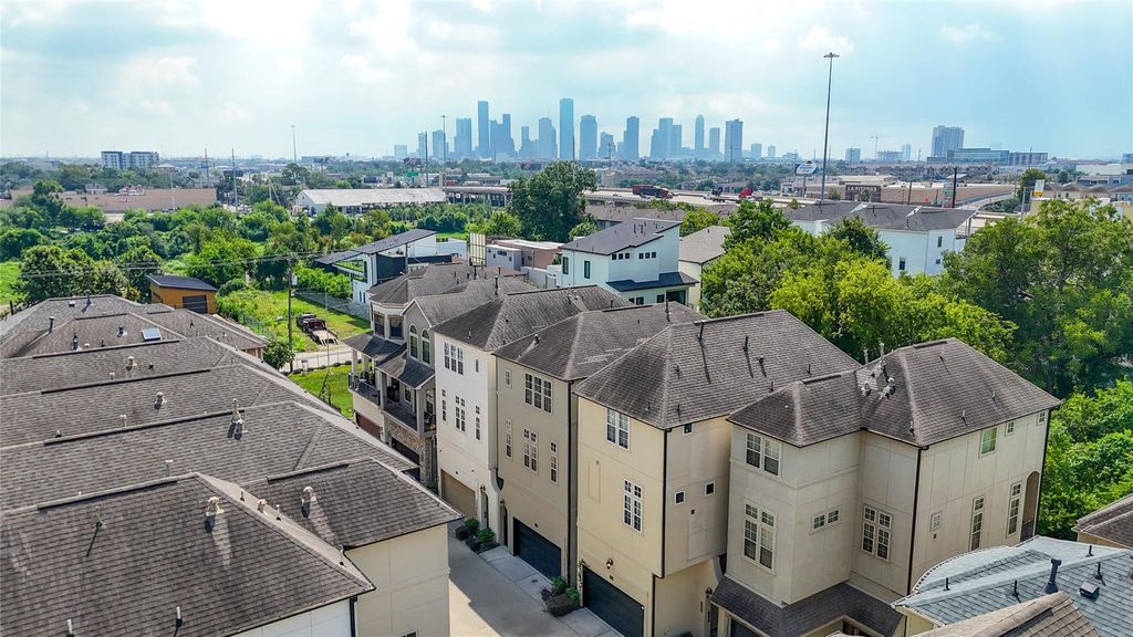 4108 Bonner View Lane, Houston, TX 77007