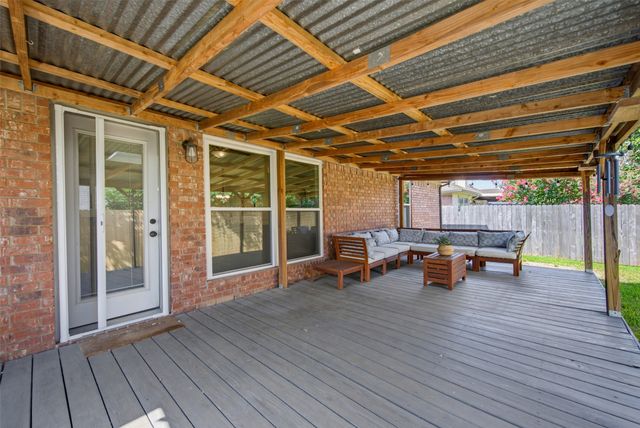 1812 Saint Nevis Drive, Mansfield, TX 76063