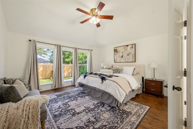 1812 Saint Nevis Drive, Mansfield, TX 76063