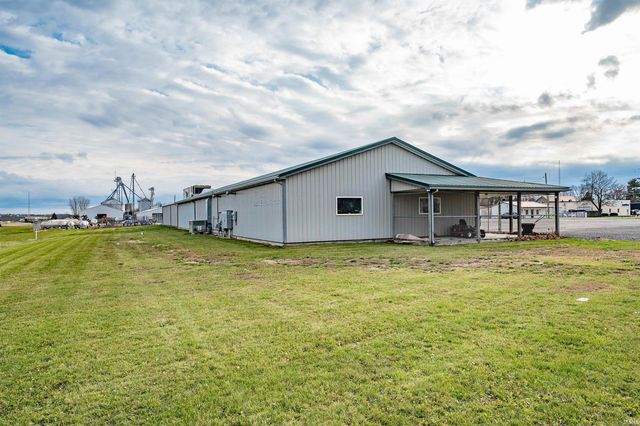 11750 E State Road 205, Laotto, IN 46763