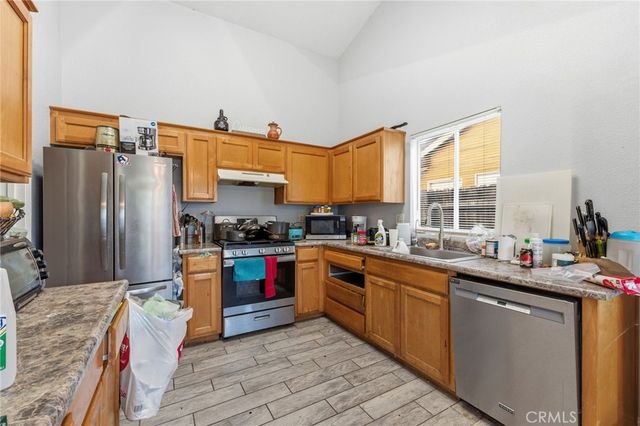 653 Stonewood, Los Banos, CA 93635