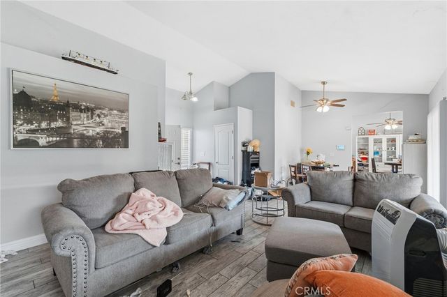 653 Stonewood, Los Banos, CA 93635