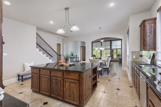 1008 Woodcliff Drive, Mckinney, TX 75072