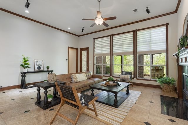 1008 Woodcliff Drive, Mckinney, TX 75072