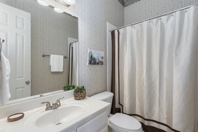 1008 Woodcliff Drive, Mckinney, TX 75072