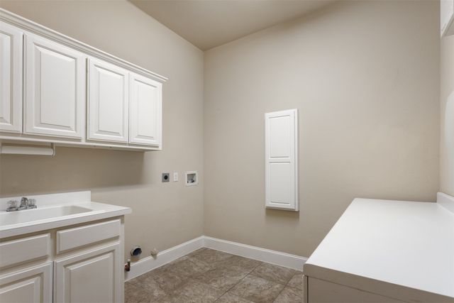 1008 Woodcliff Drive, Mckinney, TX 75072