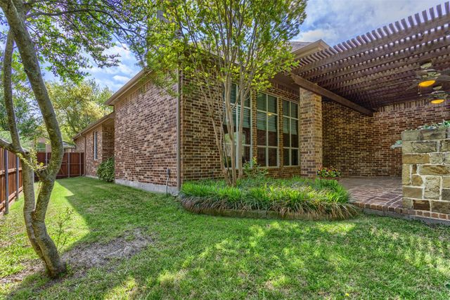 1008 Woodcliff Drive, Mckinney, TX 75072