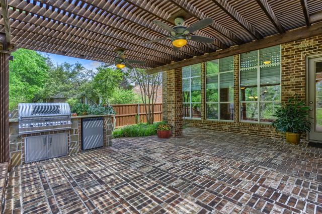 1008 Woodcliff Drive, Mckinney, TX 75072