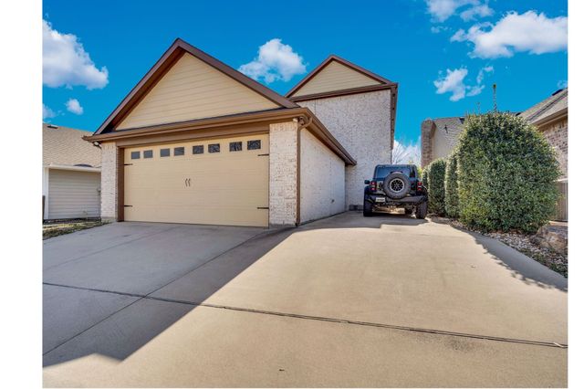 409 George Hopper Road, Midlothian, TX 76065