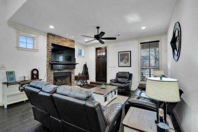 409 George Hopper Road, Midlothian, TX 76065