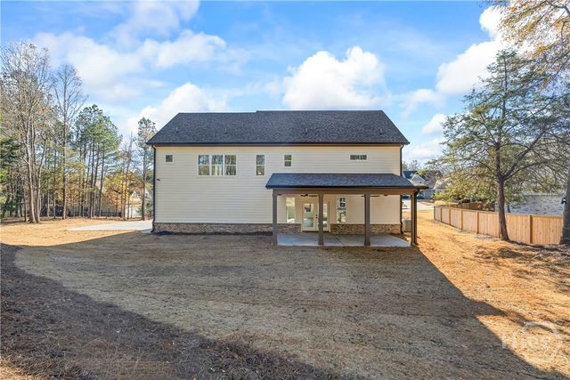 1040 Greenwood Circle, Madison, GA 30650